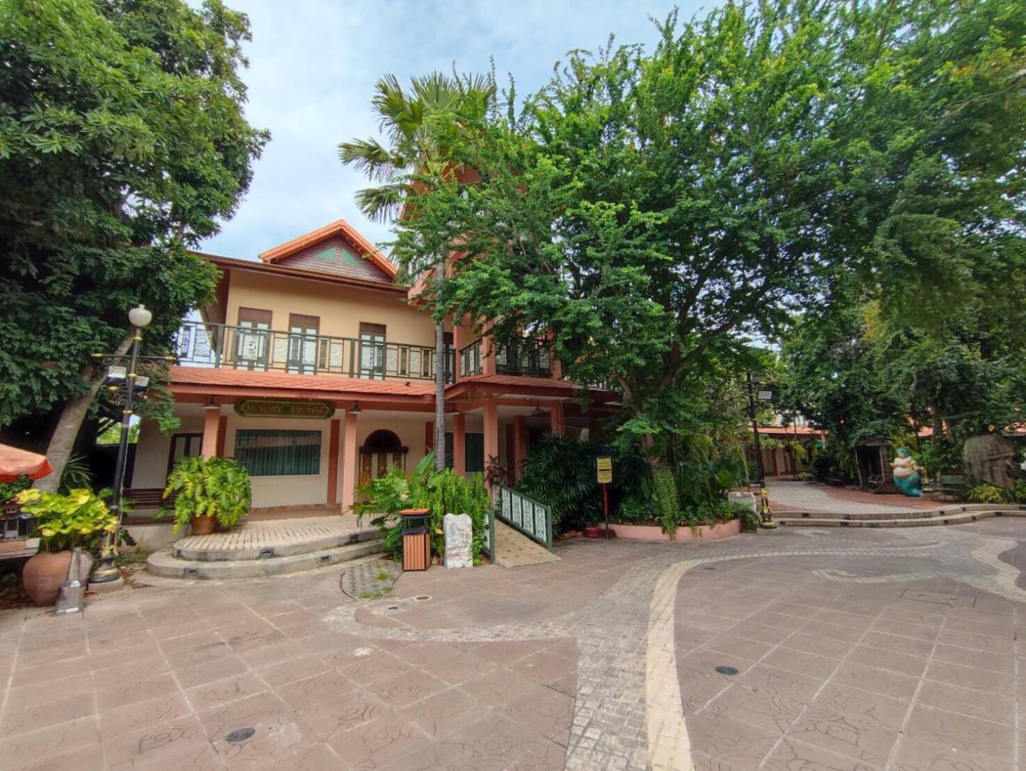 Chuchaiburi Sri Ампхава Экстерьер фото